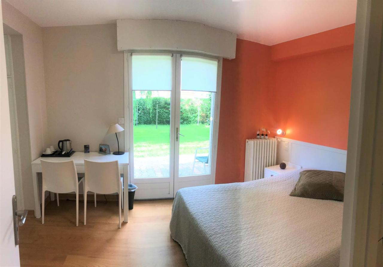 Le Clos Fleuri - Maison Vigier Maringues 외부 사진